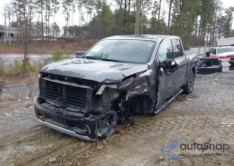 2021 Nissan Titan Pro-4X 4X4 z USA, uszkodzony, nr VIN 1N6AA1ED4MN511509
